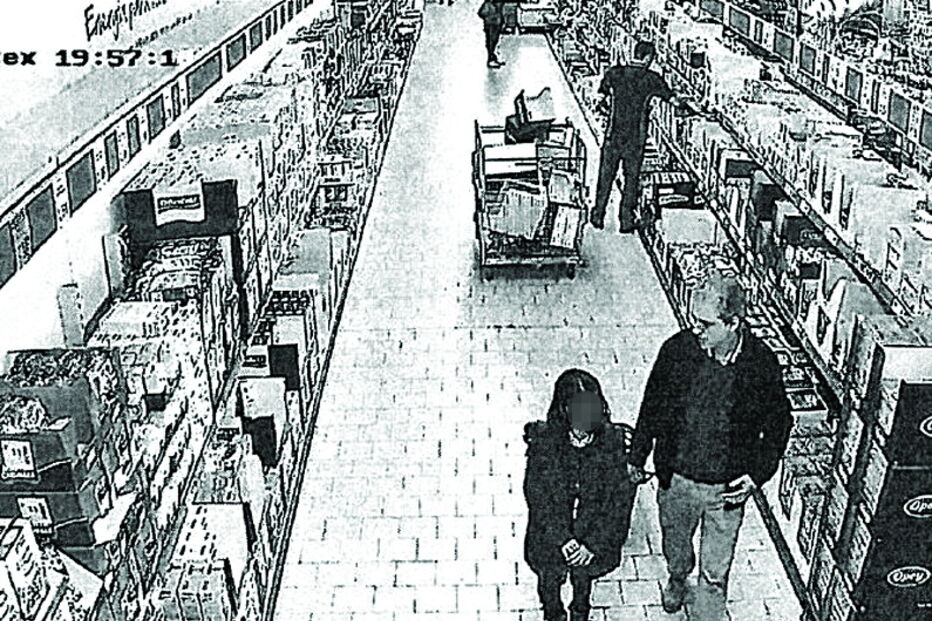 João Paulo foi filmado com a filha no supermercado momentos antes do crime 