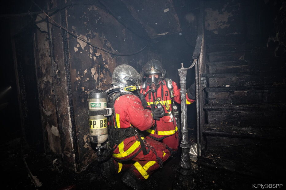 Português morre em incêndio num prédio no centro de Paris
