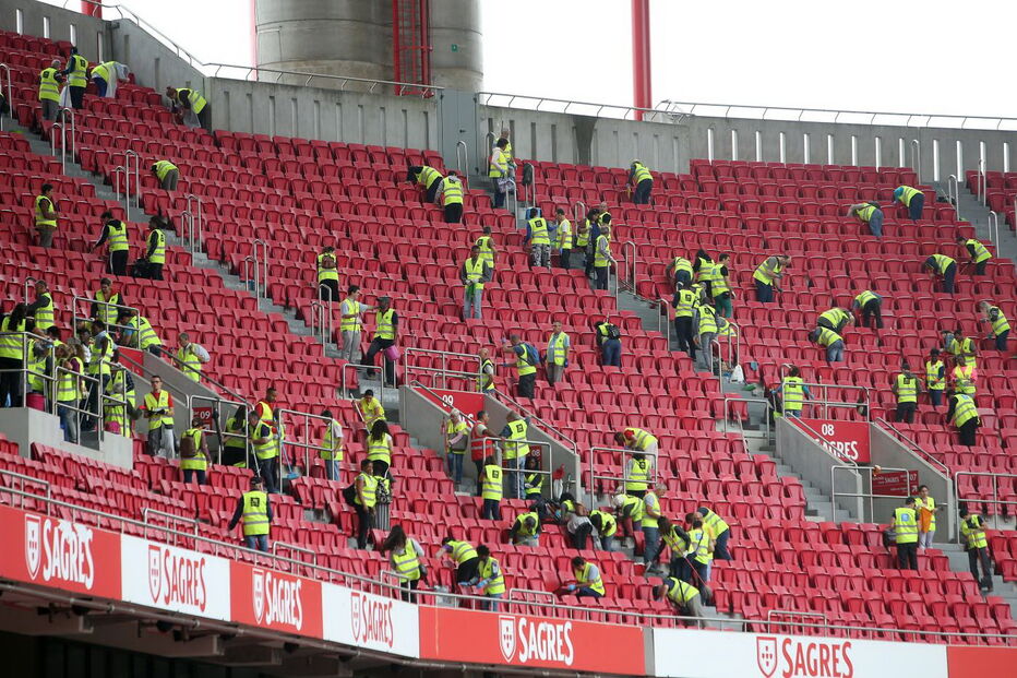 Estádio da Luz já se prepara para receber Congresso de Testemunhas de Jeová