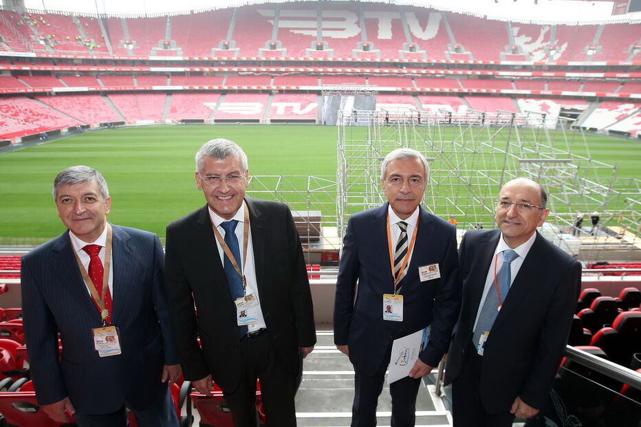 Estádio da Luz já se prepara para receber Congresso de Testemunhas de Jeová