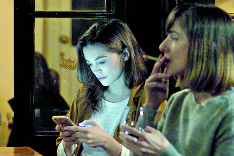 Filme 'Linhas Tortas'