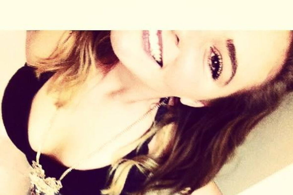 Hope Barden, jovem de 21 anos que morreu asfixiada durante uma atuação para um cliente