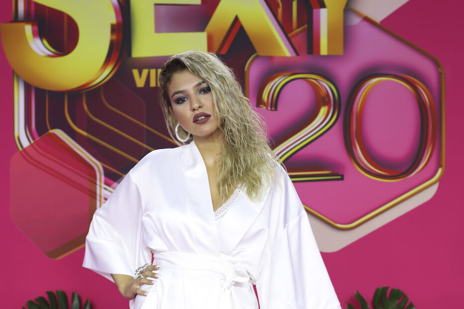 Bárbara Bandeira.jpg