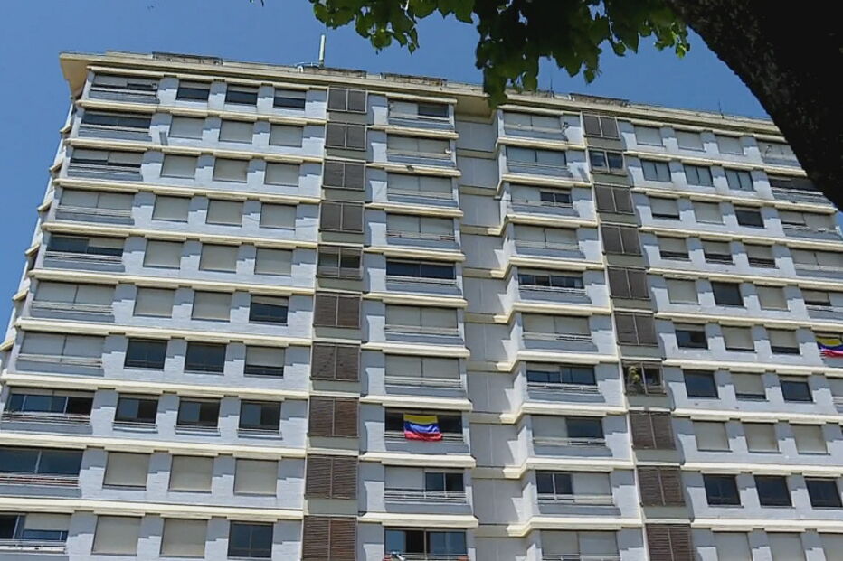 Trabalhos de demolição do prédio Coutinho em Viana do Castelo já começaram