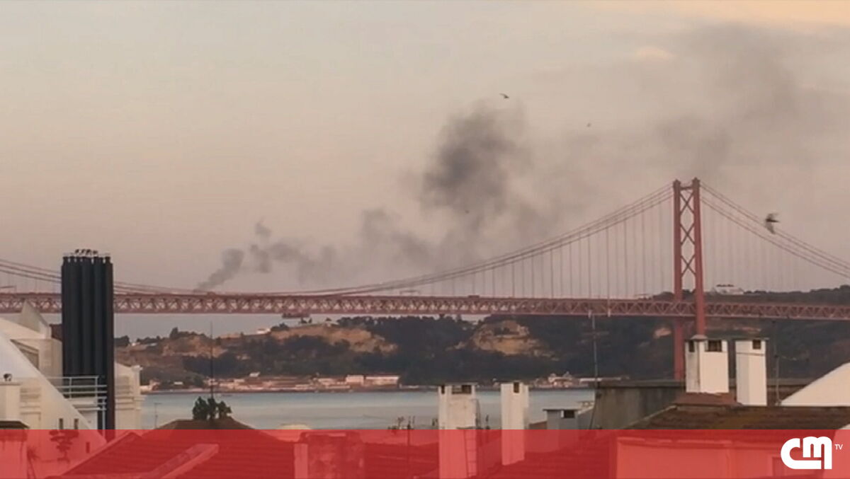 Carro a arder corta trânsito na Ponte 25 de Abril ...