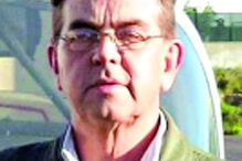 Carlos Conde d’Almeida ia nos controlos 