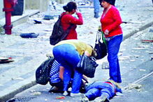 Mulher que estava no multibanco foi atingida