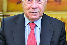 Carlos da Silva Costa é o governador do Banco de Portugal 