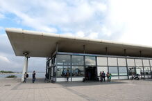 Fachada do Cais fluvial do Seixal