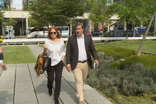 Bruno de Carvalho a chegar ao tribunal, acompanhado pela irmã Alexandra