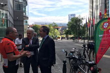 Filipe Gaivão foi recebido por eurodeputados e já partiu de Bruxelas para Lisboa de bicicleta