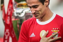 O adeus do Jonas 'Pistolas' em lágrimas no Estádio da Luz. Veja as imagens