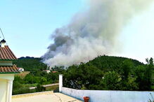 Fogo esteve próximo, mas não ameaçou casas