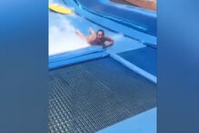 Diversão em parque aquático deixa mulher nua e quase paralisada