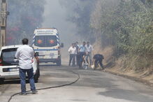 Incêndio junto a habitações em Carnide