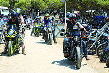 Convívio move motociclistas rumo à concentração de Faro