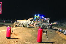 BMW 635 ficou destruído e dono do stand é acusado de burlar a mãe do cantor 