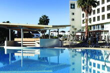 Marina Nova Lounge, em Tavira