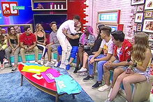 No programa ‘Curto Circuito’, beijou na boca Dumbo, elemento da Team Strada