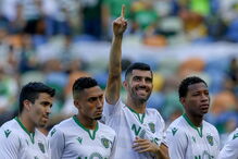 Sporting - Valencia em jogo de apresentação aos sócios e disputa do Troféu Cinco Violinos, em Alvalade 