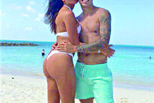 Eva Perez vem apoiar Renzo Saravia na sua mudança para o FC Porto 