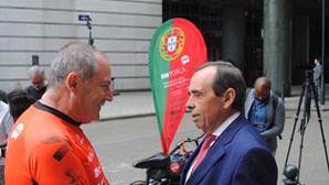 Filipe Gaivão foi recebido por eurodeputados e já partiu de Bruxelas para Lisboa de bicicleta