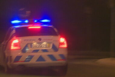 Homem espanca 'ex' por ciúmes