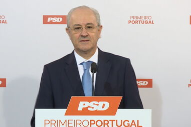 Rui Rio compromete-se a "abolir" rendas fixas garantidas nas renováveis