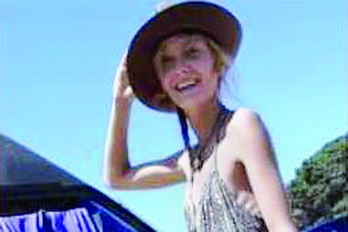 Julia Weinert tem 28 anos    