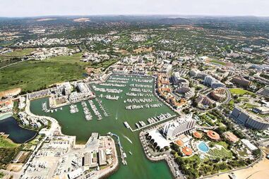 Está em causa uma área de 57,4 hectares junto à Marina de Vilamoura e à praia da Rocha Baixinha
