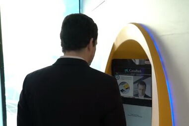 Primeira caixa multibanco com reconhecimento facial inaugurada em Espanha
