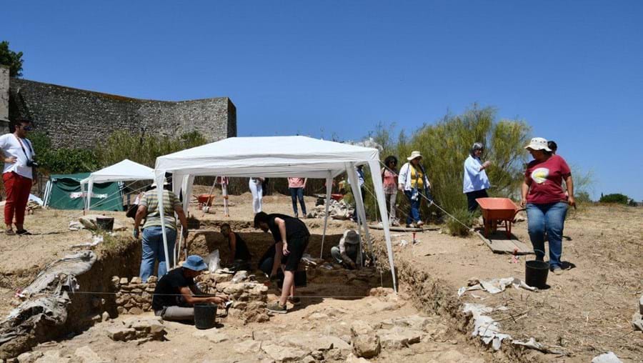 Escavações arqueológicas em Cacela Velha