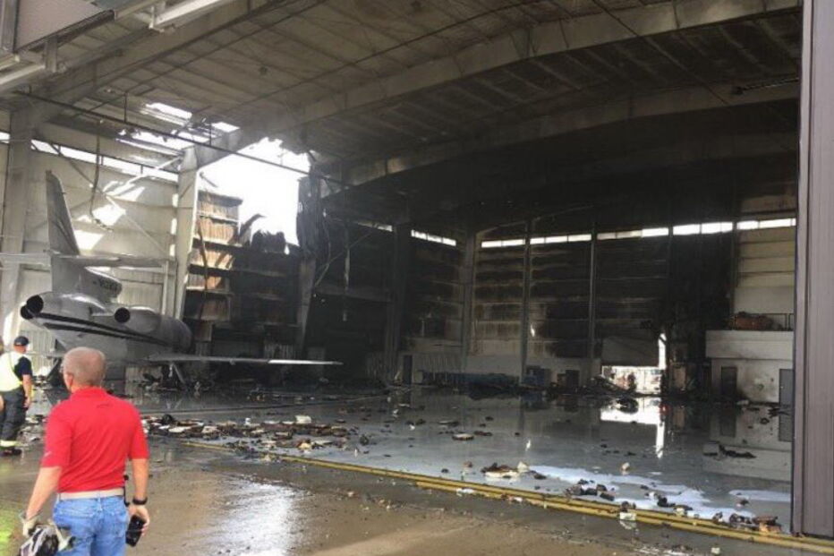  Dez mortos após queda de avião privado no aeroporto Addison do Texas