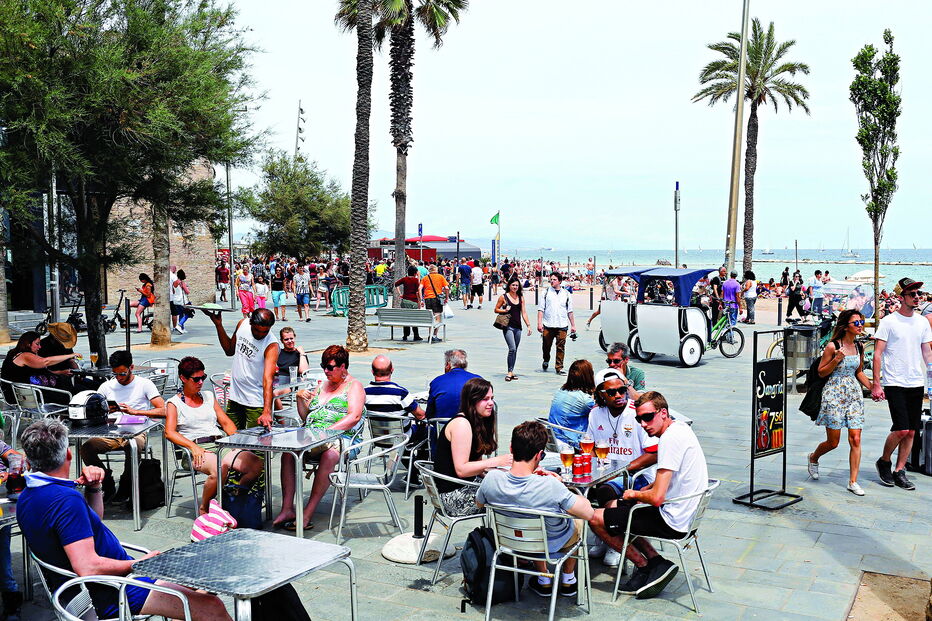 ‘Boom’ no turismo espanhol levou portugueses a procurar trabalho no país vizinho   