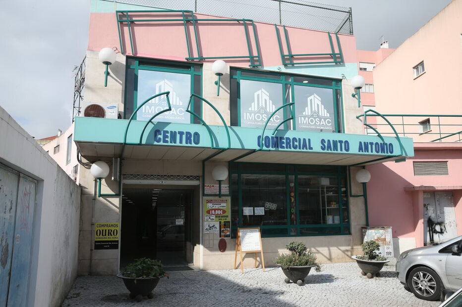 Multibanco assaltado em Loures