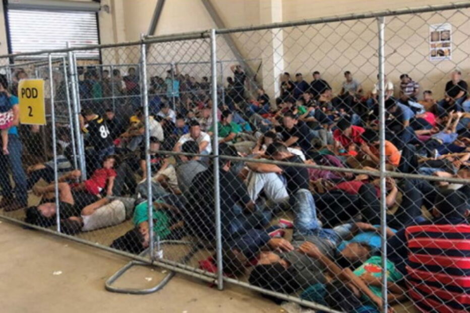 Novas imagens mostram condições precárias de crianças e adultos nos centros de detenção nos EUA