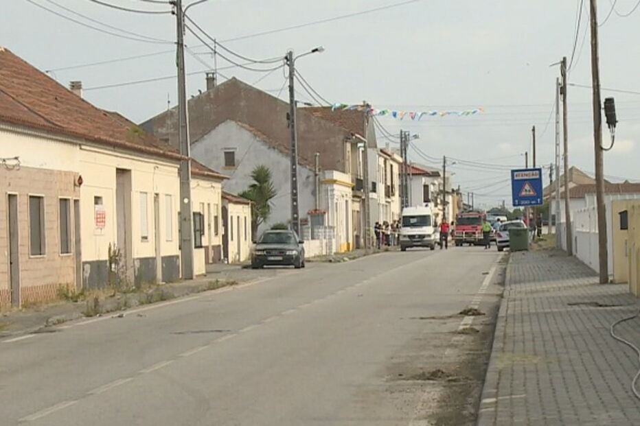 Menina de três anos morre atropelada por mota na Figueira da Foz. Avó assistiu ao acidente