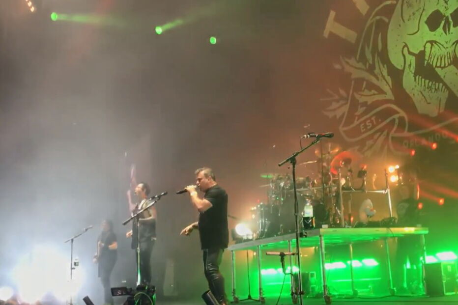 Toy esteve em festival de metal e surpreendeu fãs de Trivium