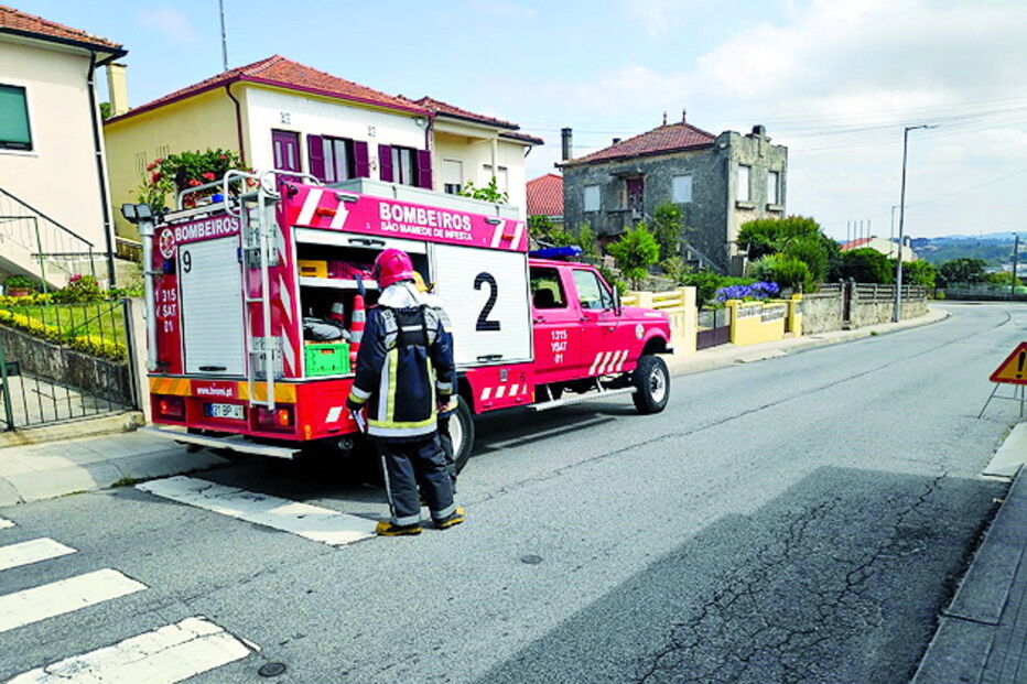 Homem resgatado de poço em Matosinhos