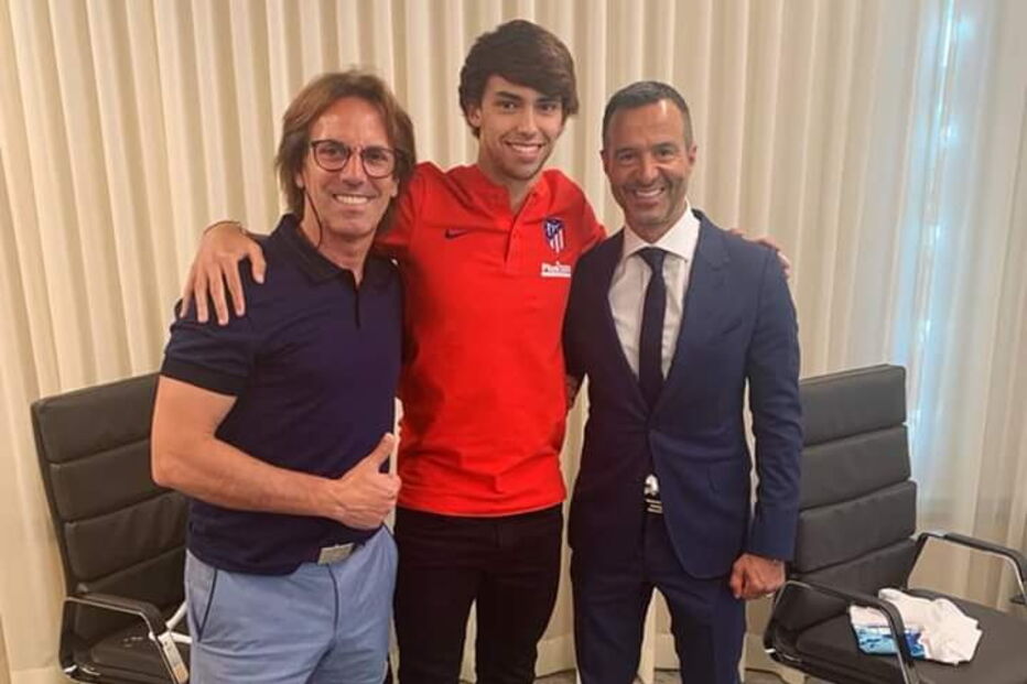 João Félix surge em foto a vestir camisola com emblema do Atlético de Madrid