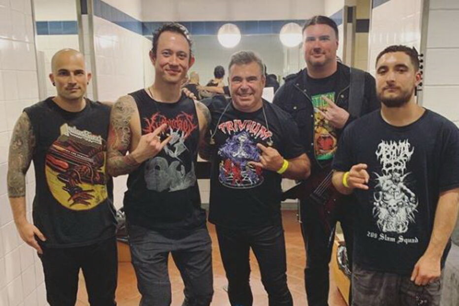 Toy com a banda Trivium nos bastidores do festival VOA em Lisboa