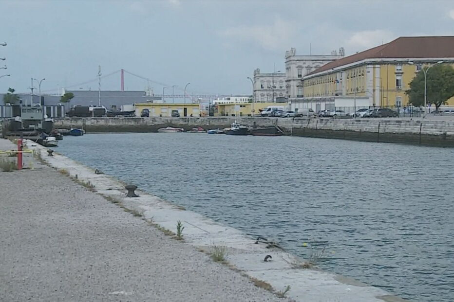 Corpo de homem encontrado no Rio Tejo junto à Doca da Marinha em Lisboa