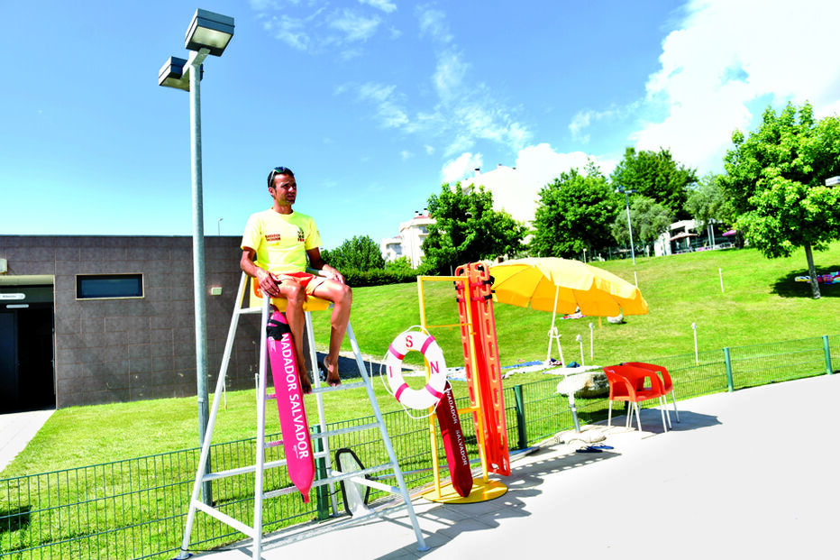 Nadador Salvador, Roger Vicente