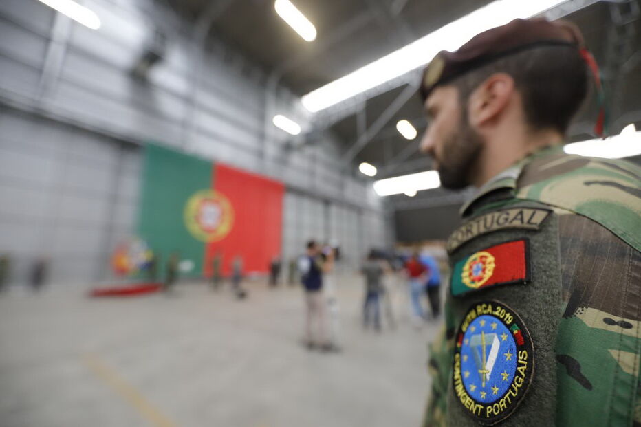Militares portugueses regressam a casa após seis meses em missão na República Centro-Africana