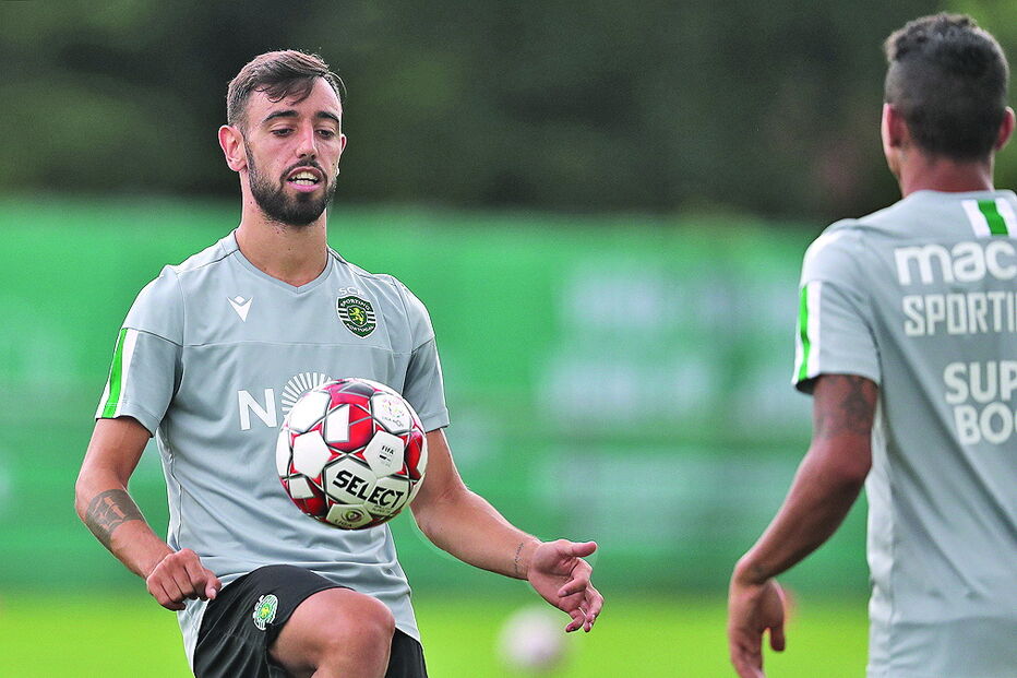 Bruno Fernandes continua a treinar com a equipa do Sporting na Suíça