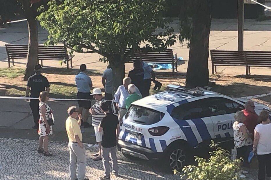 Um morto e duas vítimas inconscientes encontrados na rua após consumo de álcool no centro de Braga 