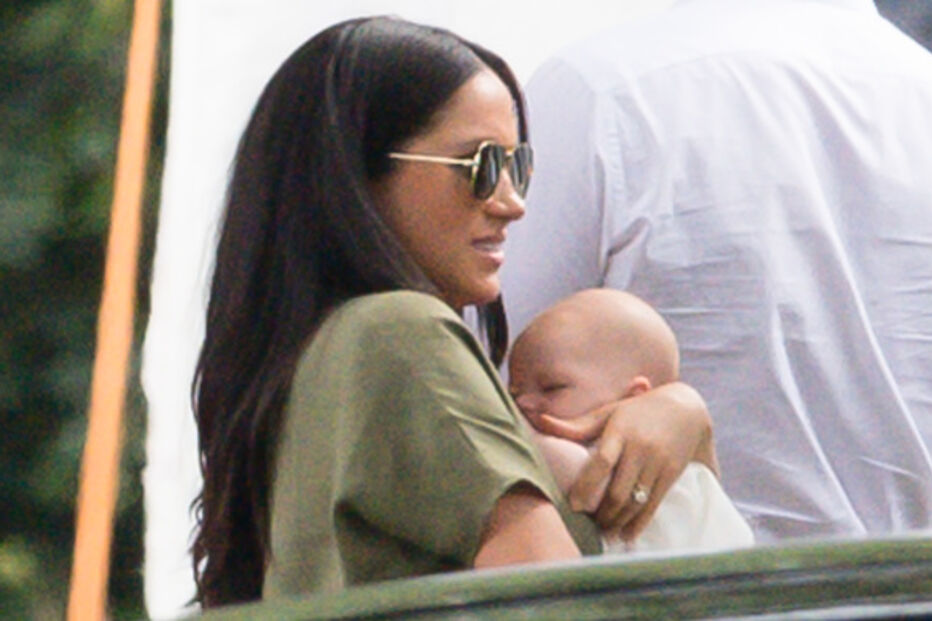 Meghan Markle com o bebé Archie	