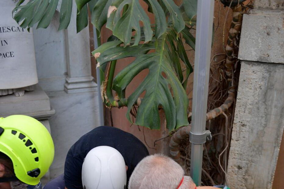 Autoridades abrem túmulos de princesas no Vaticano em busca de jovem desaparecida