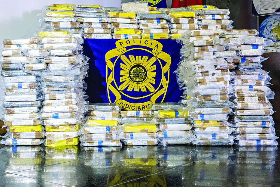 Com a apreensão dos 500 quilos de cocaína num veleiro, PJ dos Açores já recuperou 1160 quilos em dois meses 