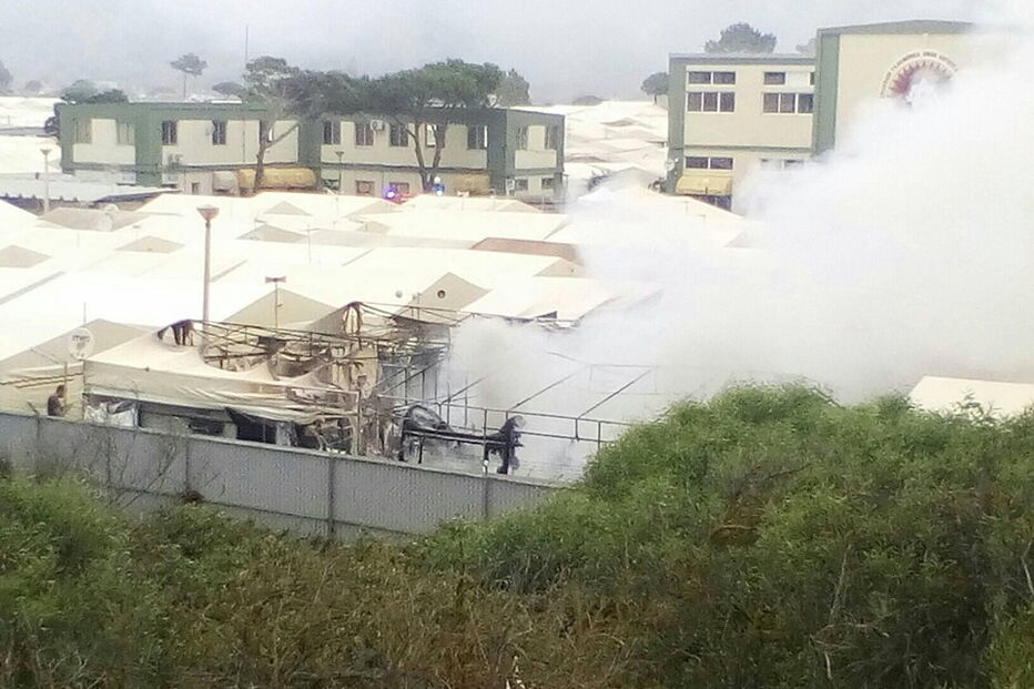  Incêndio no Parque de Campismo Piedense na Costa da Caparica